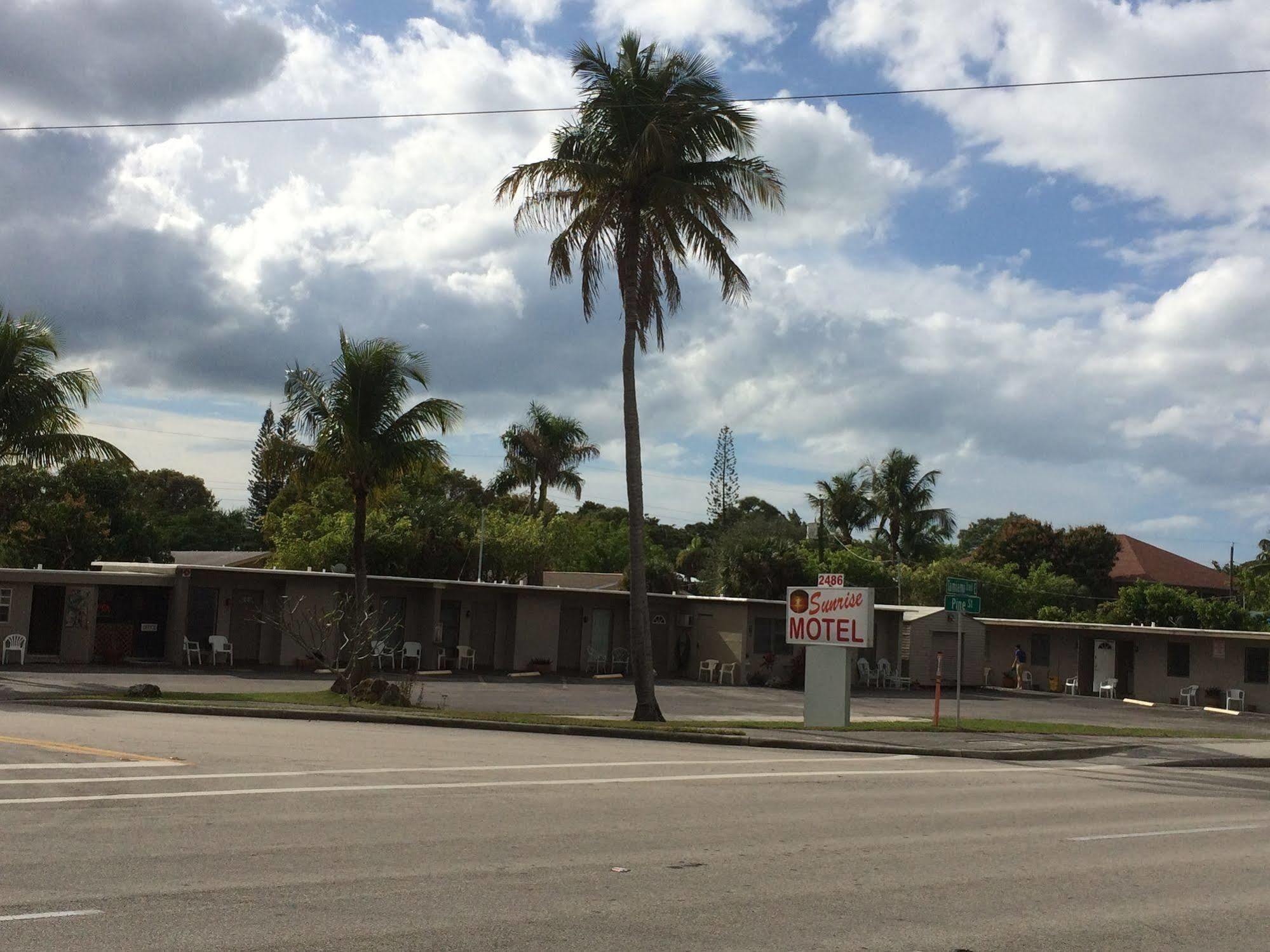 Sunrise Motel Naples Exterior photo