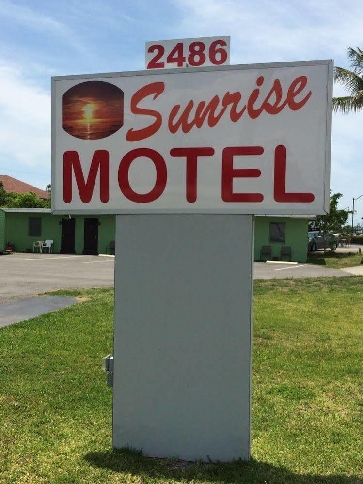 Sunrise Motel Naples Exterior photo